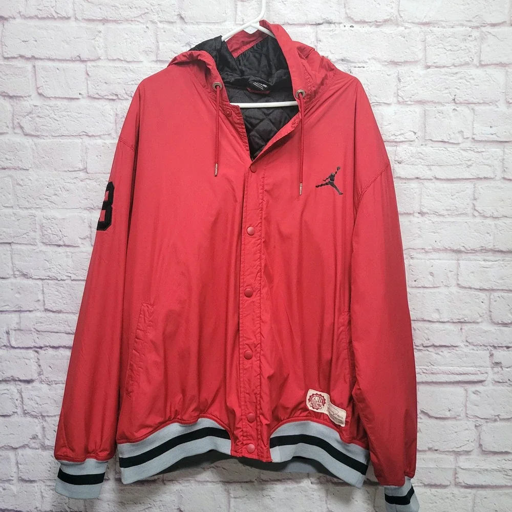 Y2K Michael Jordan Red Warmup Hooded Jacket Adult XL Quilted Lining‎ #23 Snaps